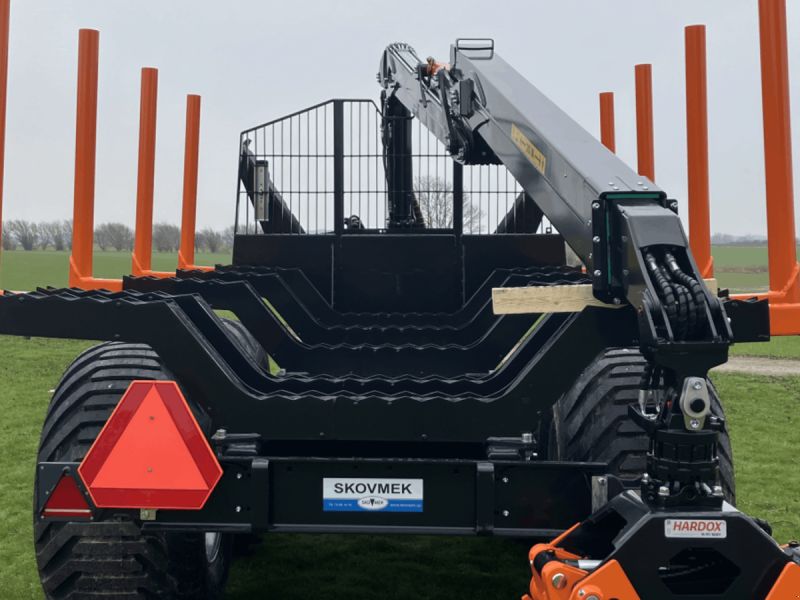 BMF 14 t skovvogn m. 7,5 m kran