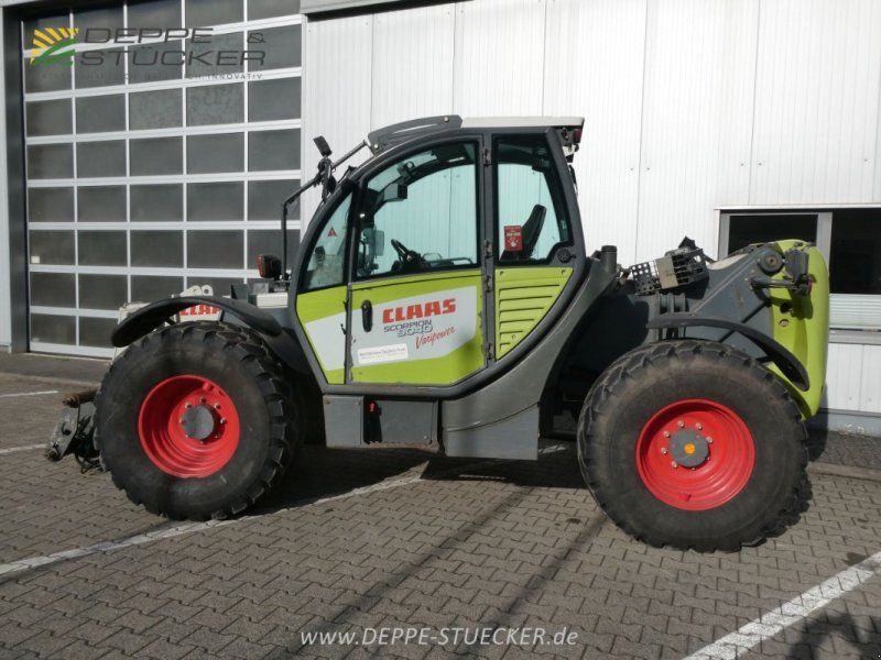 Claas Scorpion 9040