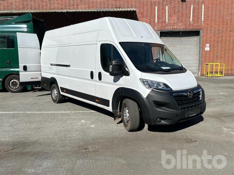 Opel Movano