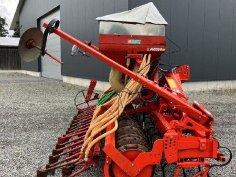 Kuhn CD 400 + ACCORD SÄCOMPACTOR