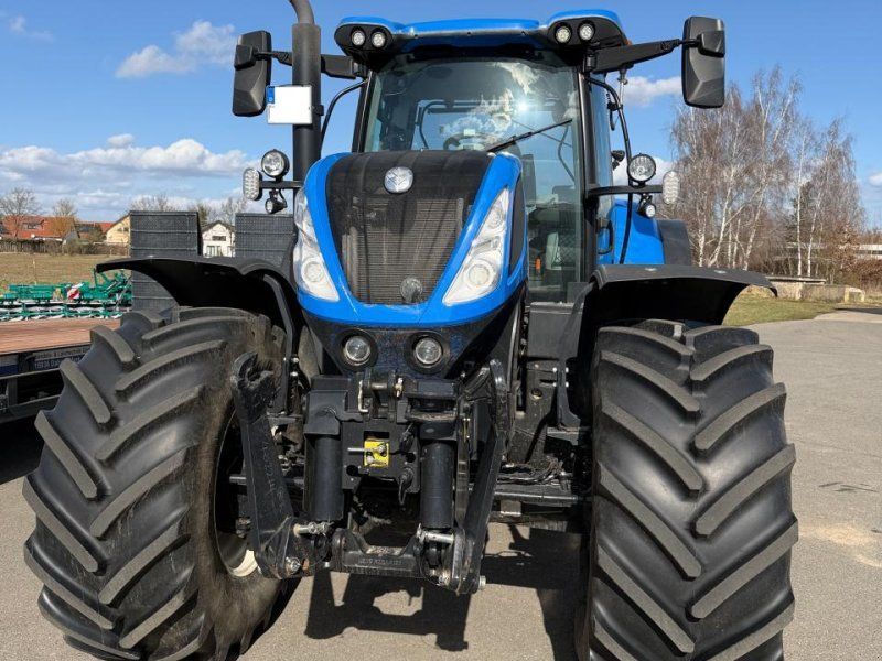 New Holland T 7.270