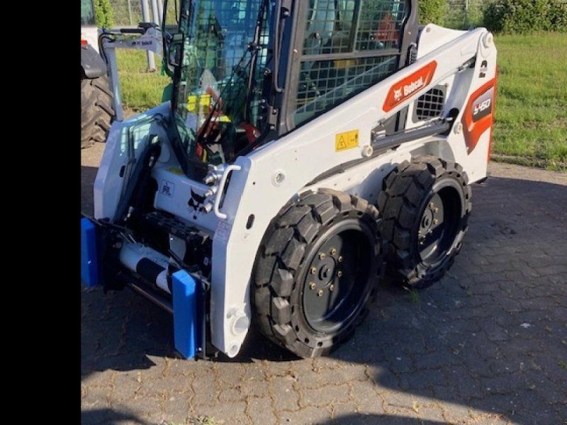 Bobcat S450