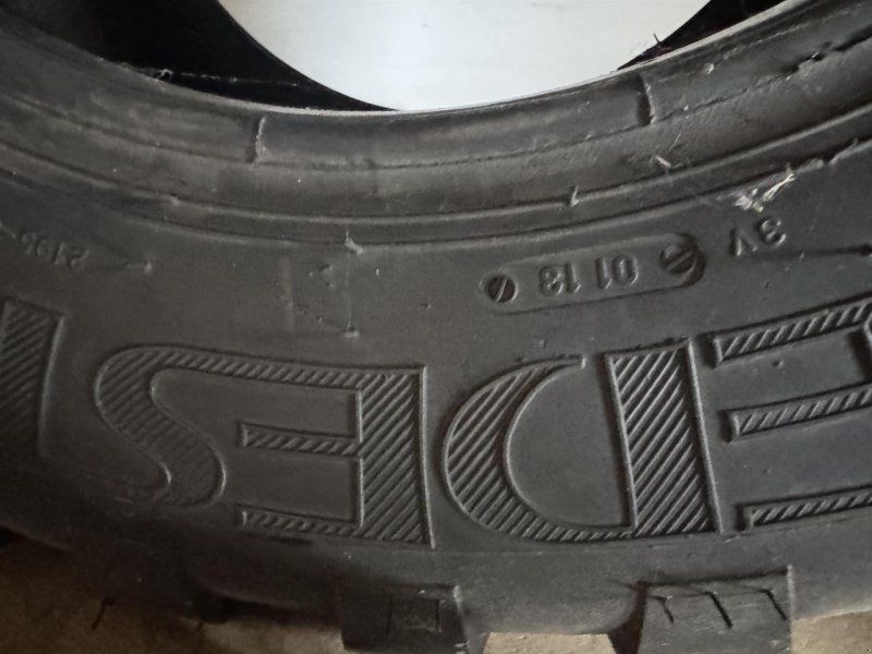 Vredestein 380/55-17