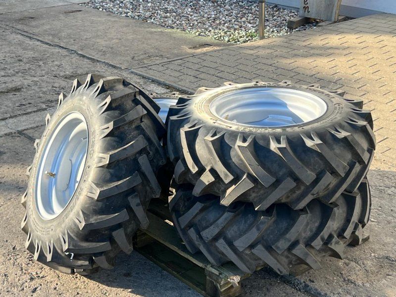 Starco 255/75-15.3 Kompletträder