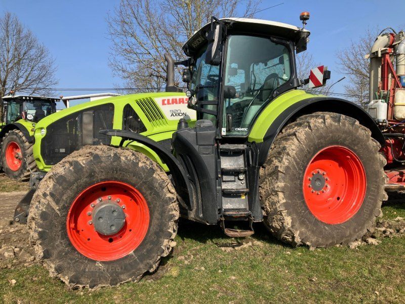 Claas Axion 920