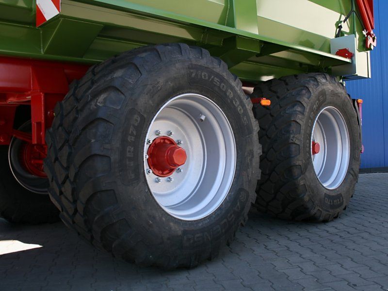 Hilken MKR7000 PREMIUM-Lenkachse,Reifen 710/50R30,5, Häckselaufsätze 80