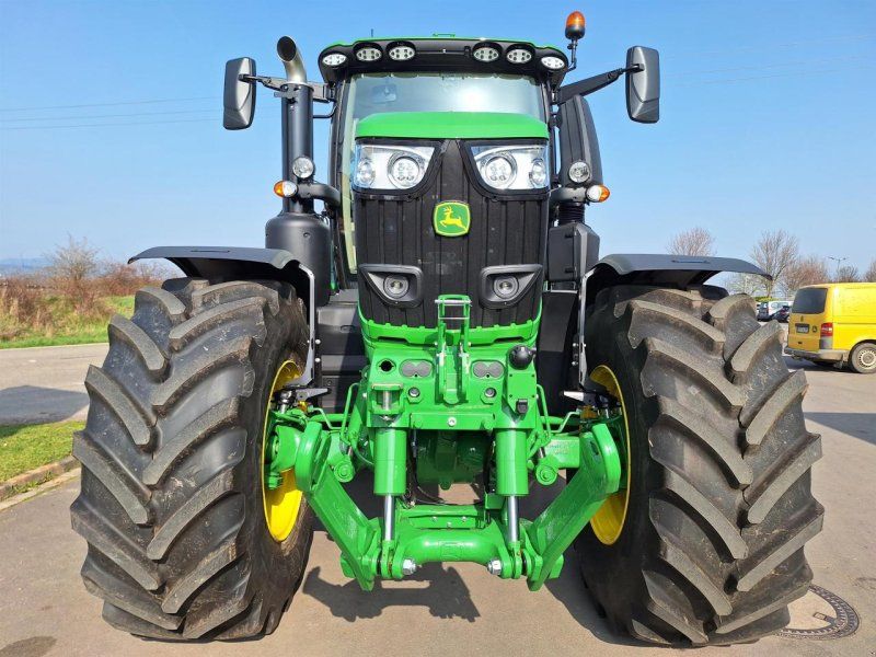John Deere 6R 250