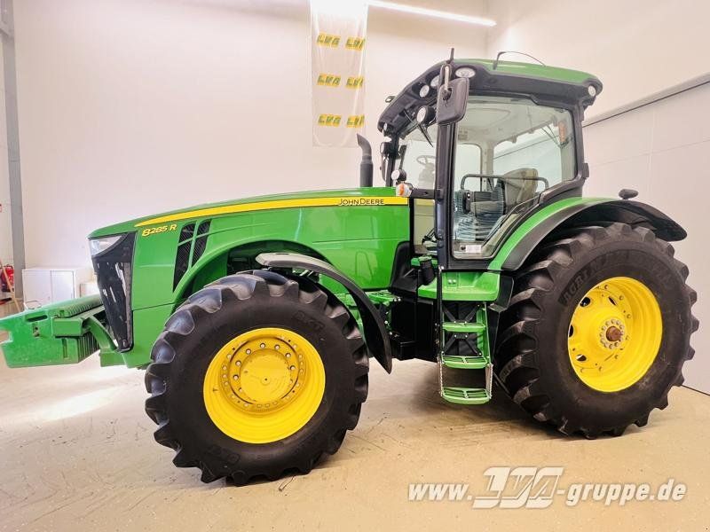 John Deere 8285R