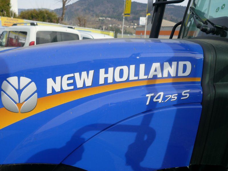 New Holland T4.75S