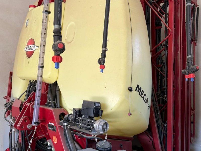 Hardi Mega 2200l+1500l Fronttank