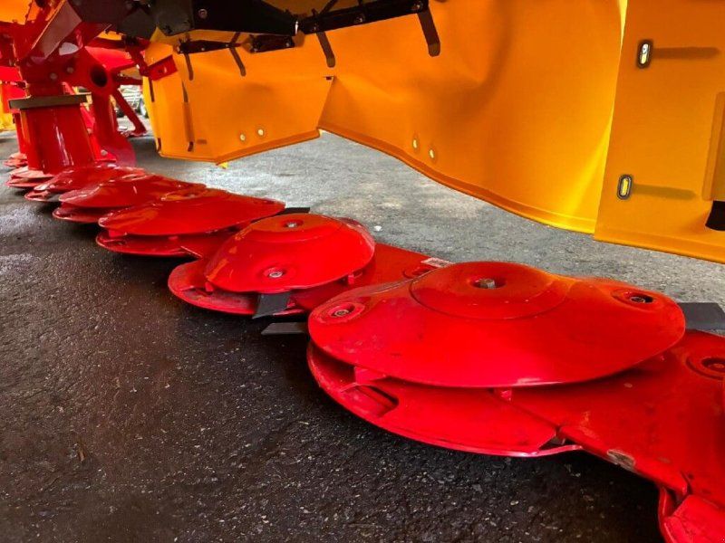 Pöttinger NovaCat F 3100