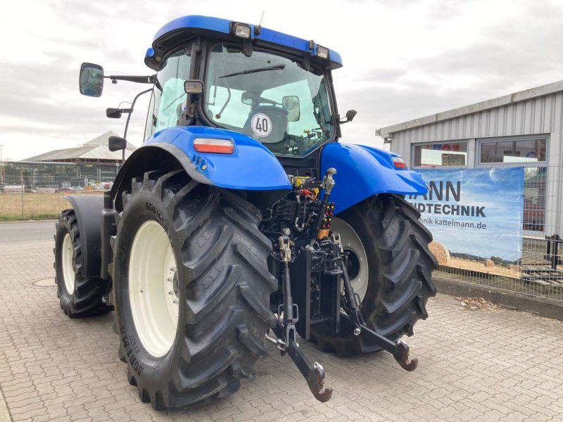 New Holland T6070