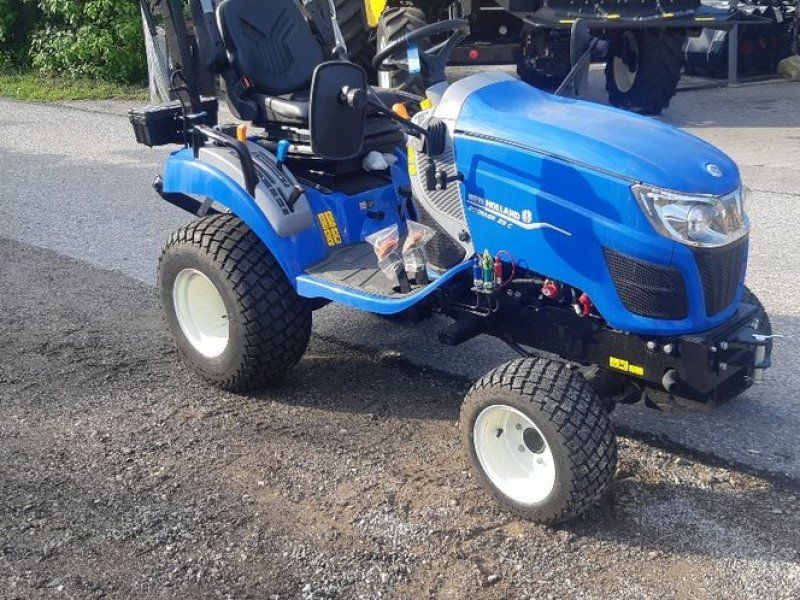 New Holland Boomer 25 C