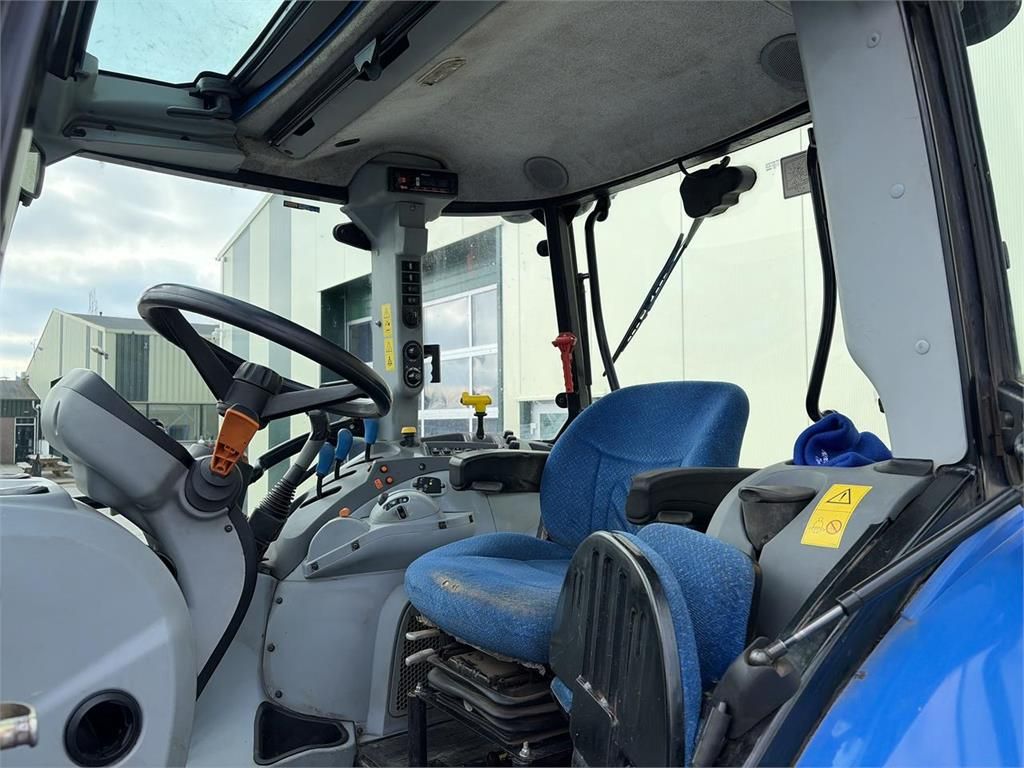 New Holland T5.115 Electric Command