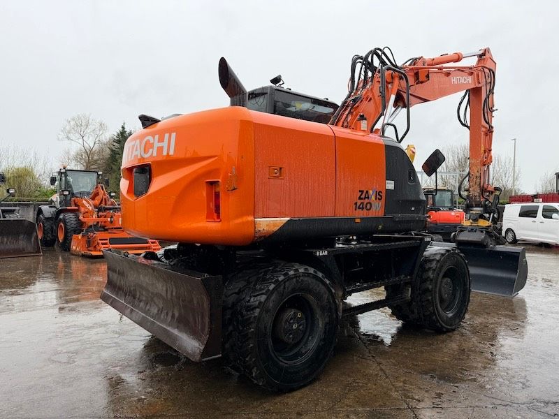 Hitachi ZX 140 W T-5