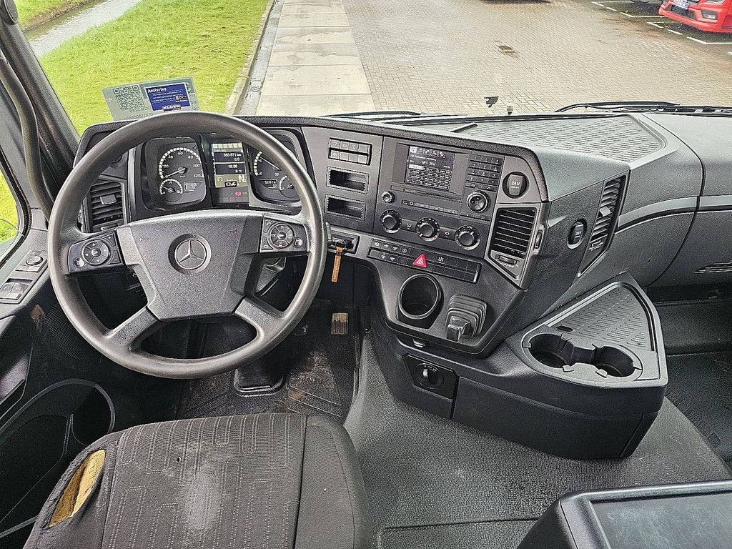 MERCEDES-BENZ AROCS 3248 8x4