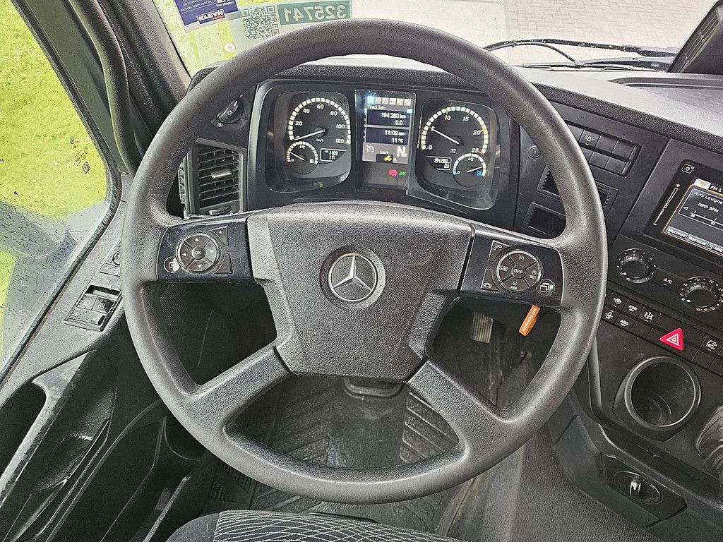 MERCEDES-BENZ AROCS 3251