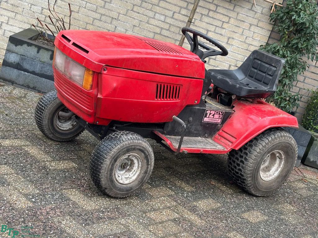 Gebruikte zitmaaier Minitractor zonder maaidek project