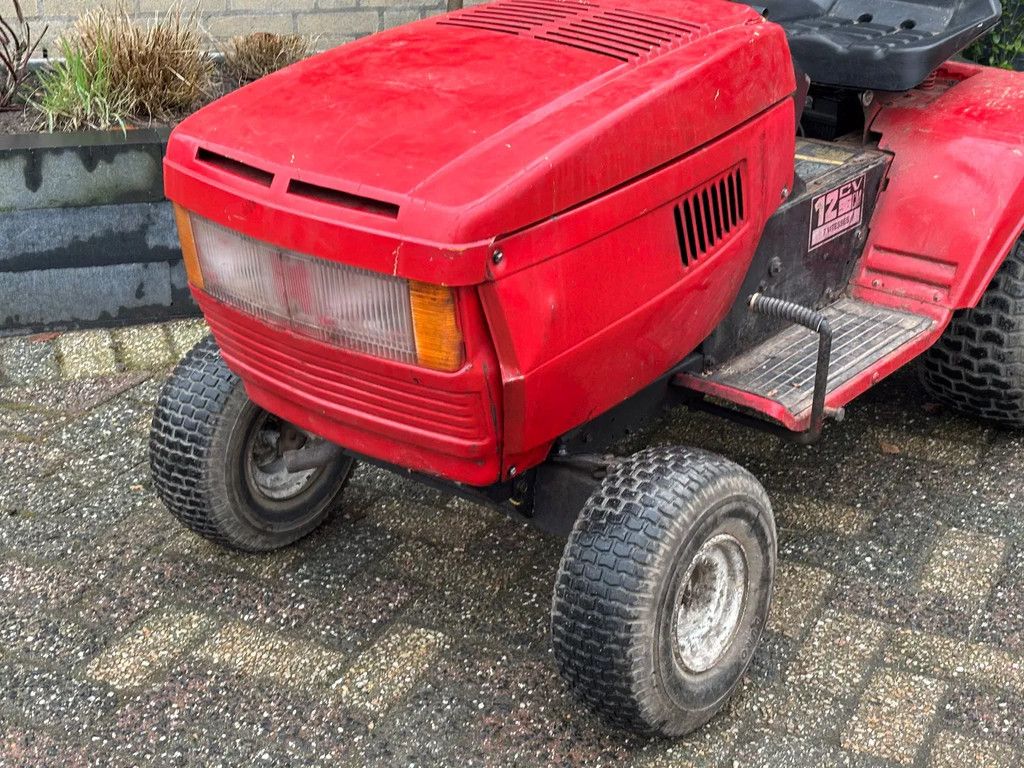 Gebruikte zitmaaier Minitractor zonder maaidek project