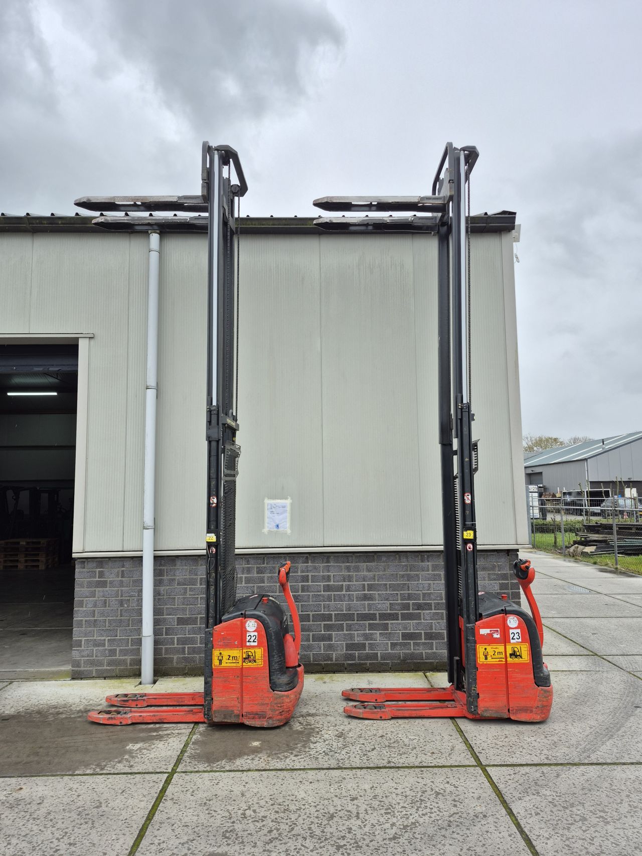 2 x Linde L14i duplo 4.310 mm Initiale heffing bj 2014