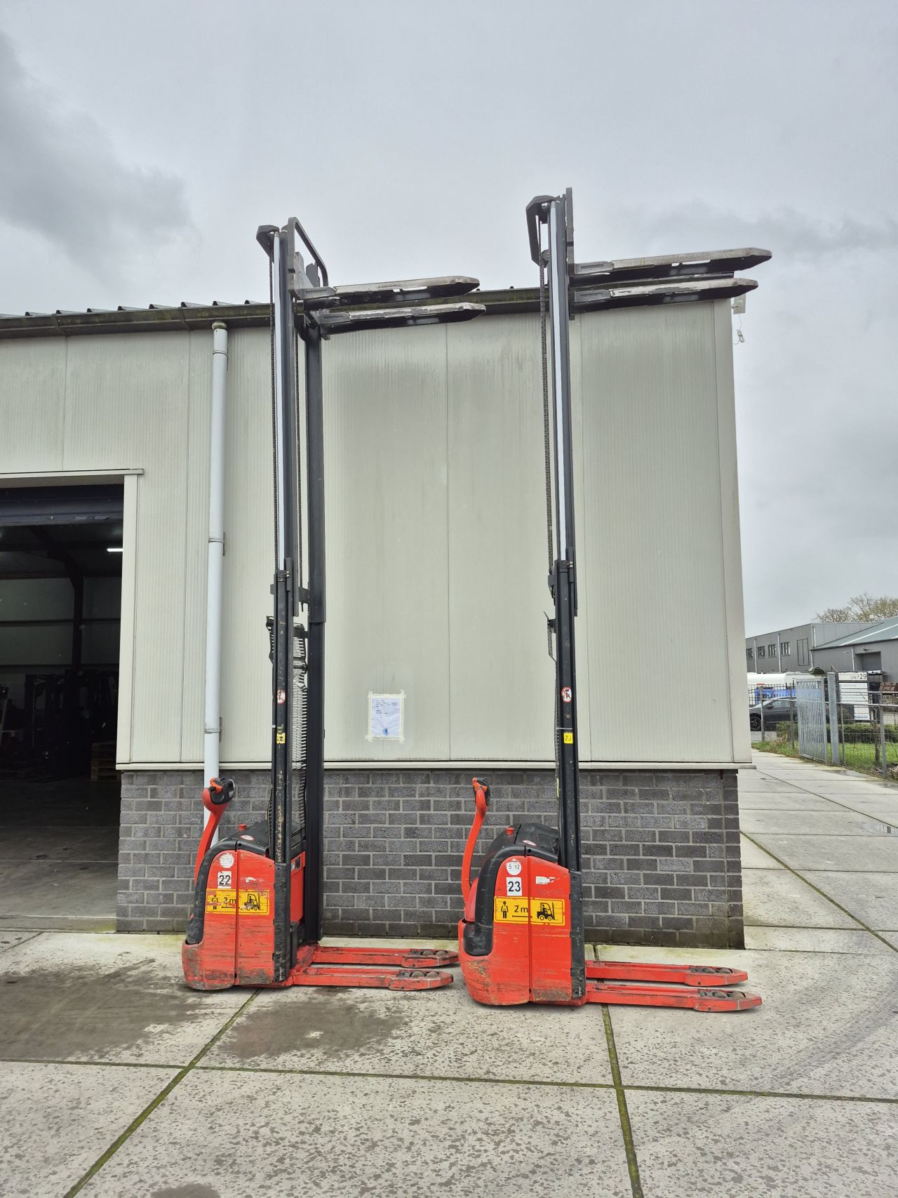 2 x Linde L14i duplo 4.310 mm Initiale heffing bj 2014
