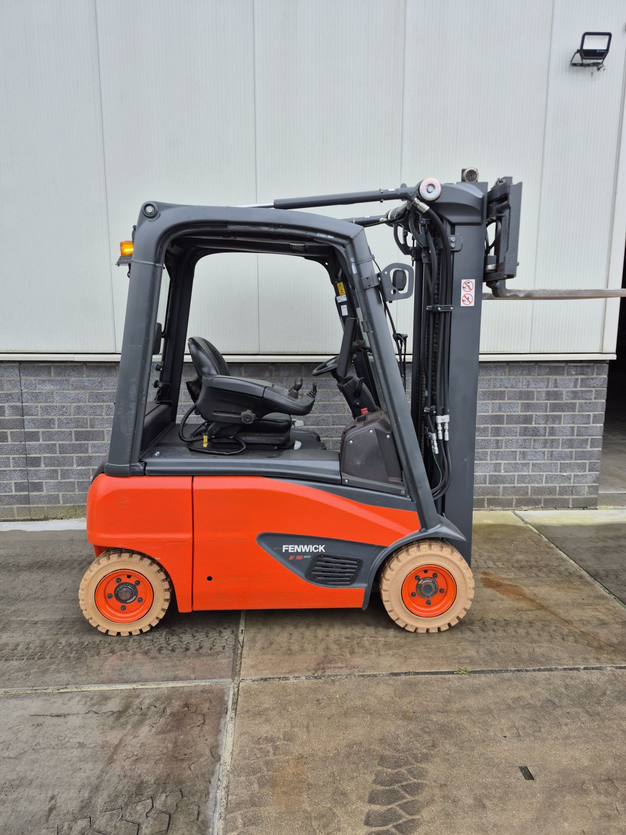 Linde E16P-02 triplex sideshift 4.620 mm bj 2020 4084 uur