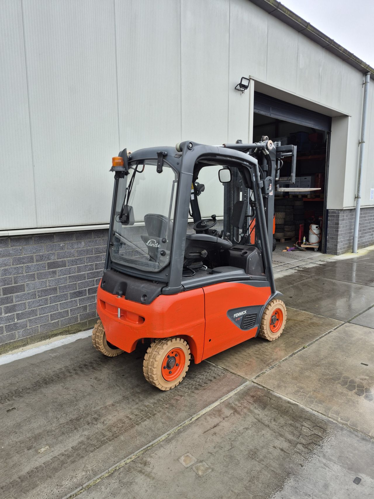 Linde E16P-02 triplex sideshift 4.620 mm bj 2020 4084 uur