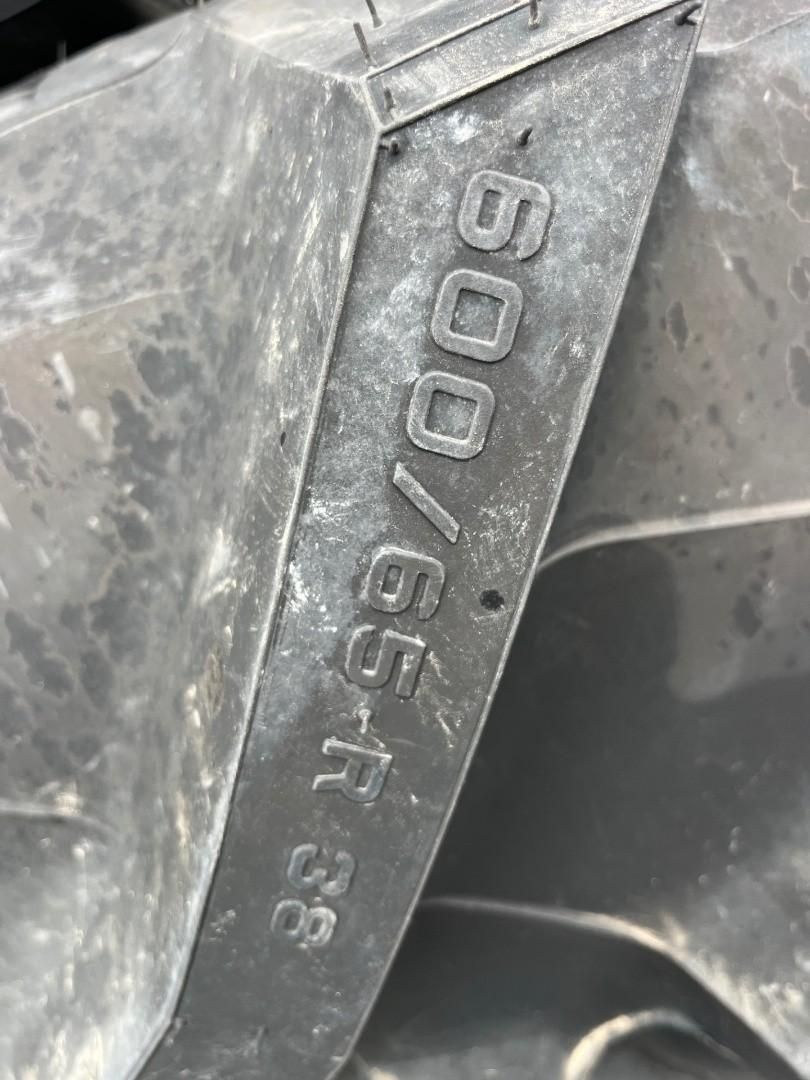 Trellenborg 480/65- R 28- 600/65- R 38 WG4556