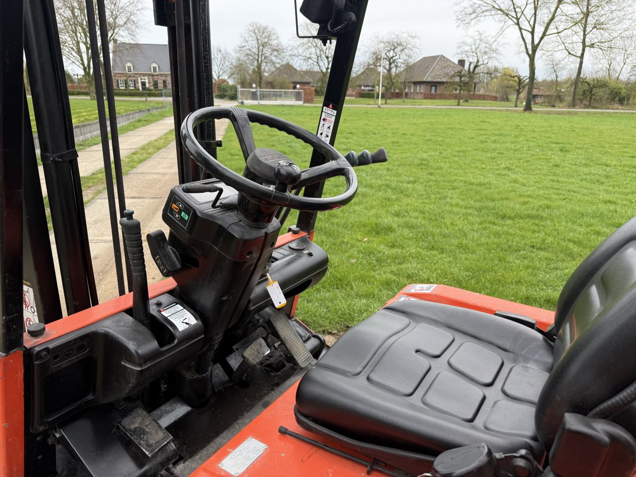 Toyota 1600KG elektrisch triplex 4.7M freelift Sideshift 80V