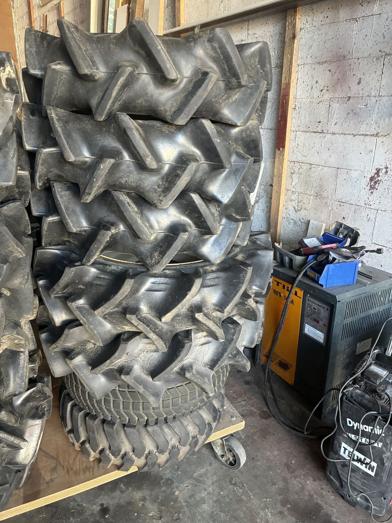 Mini tractor banden midi trekker