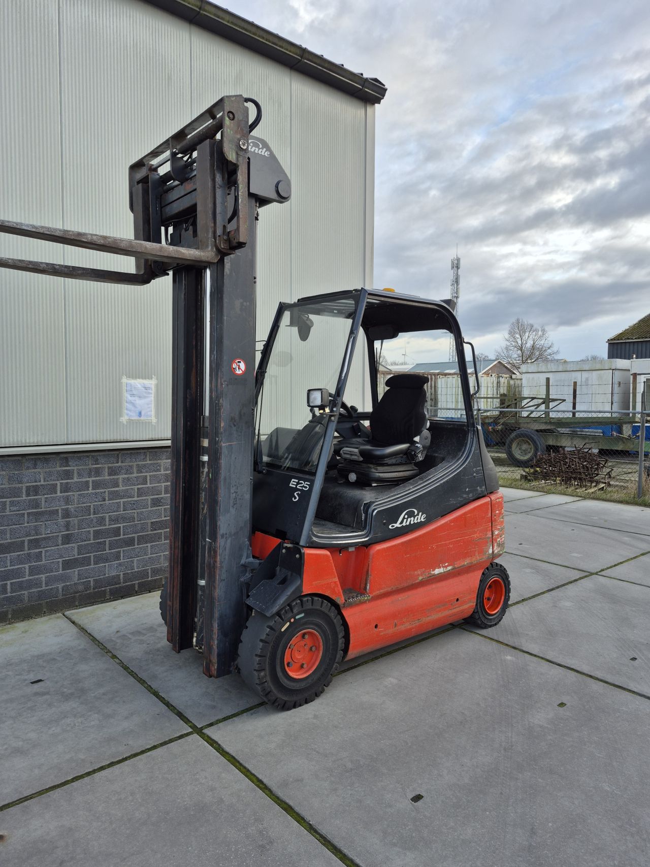 Linde E25-03/600 triplex sideshift vorkversteller 6.560 mm