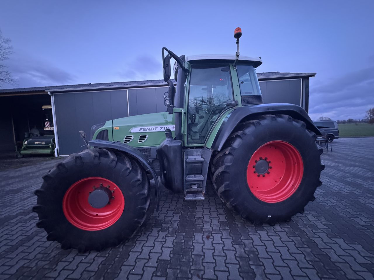 Fendt 718 Vario Com.3