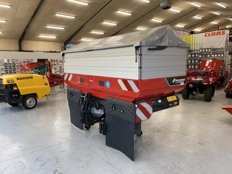Kverneland TL GEOSPREAD 3900