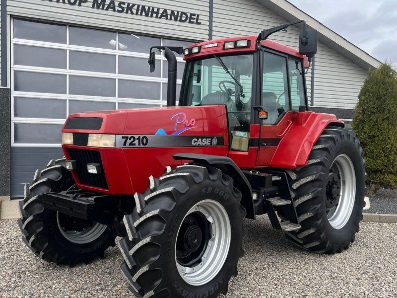 Case IH Magnum 7210 PRO en ejers  fra ny.