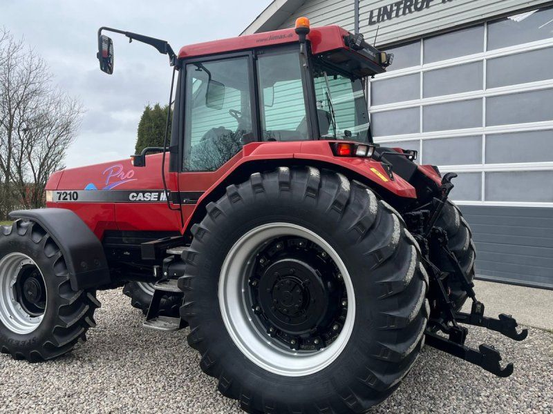Case IH Magnum 7210 PRO en ejers  fra ny.