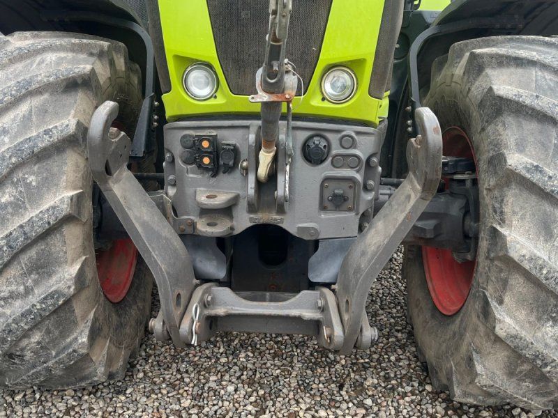 Claas AXION 850 CMatic med frontlift