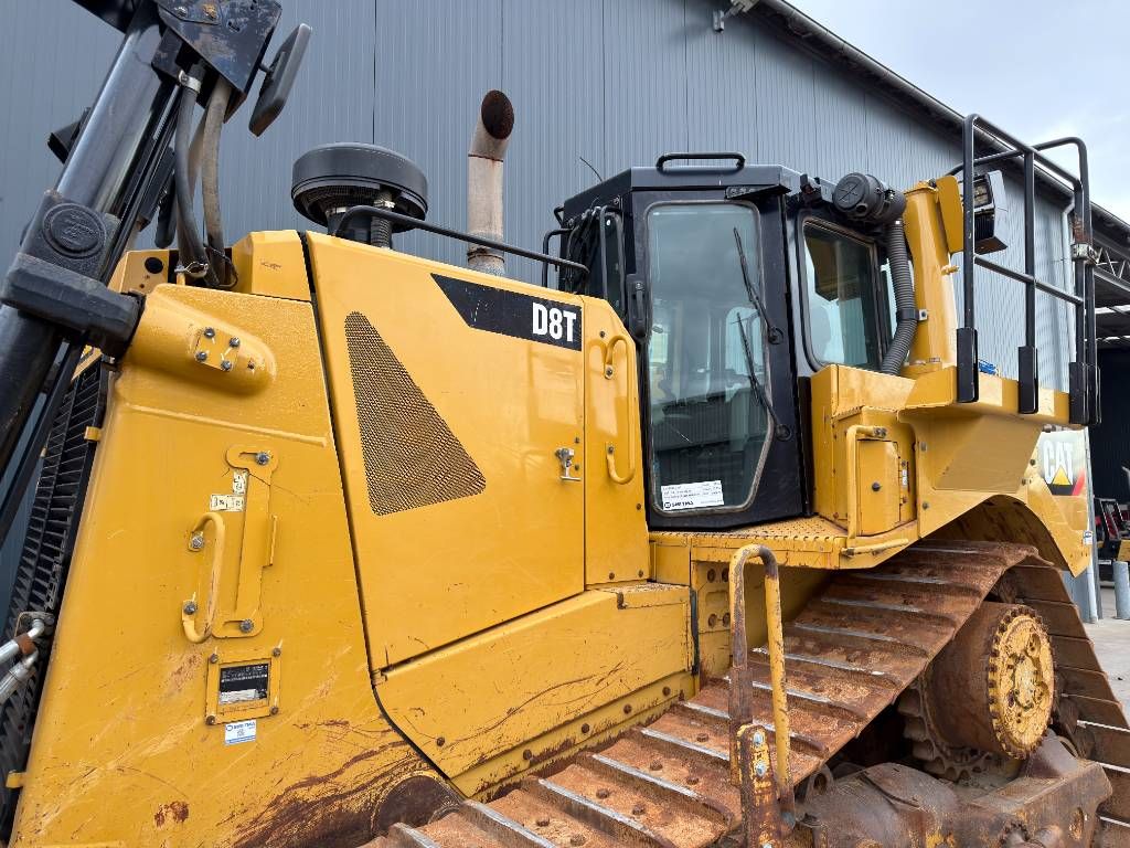 CAT D8T - CE
