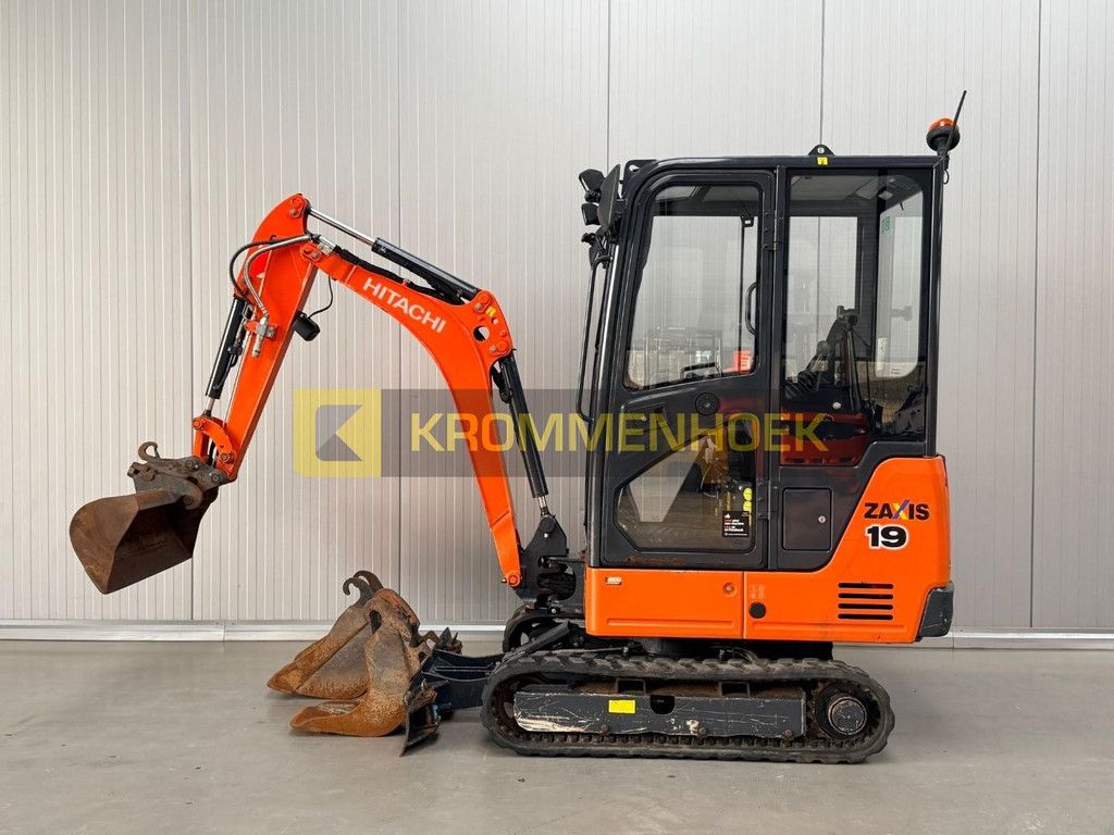 Hitachi ZX 19-5A KH9767