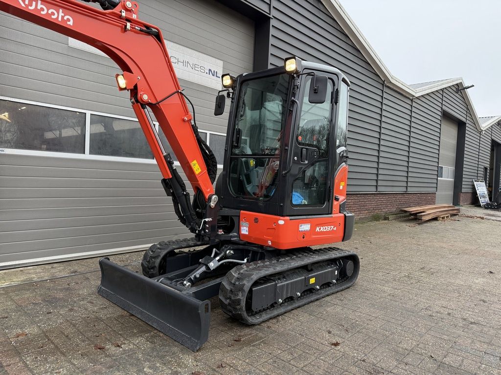 Kubota KX037 HI minigraver NIEUW