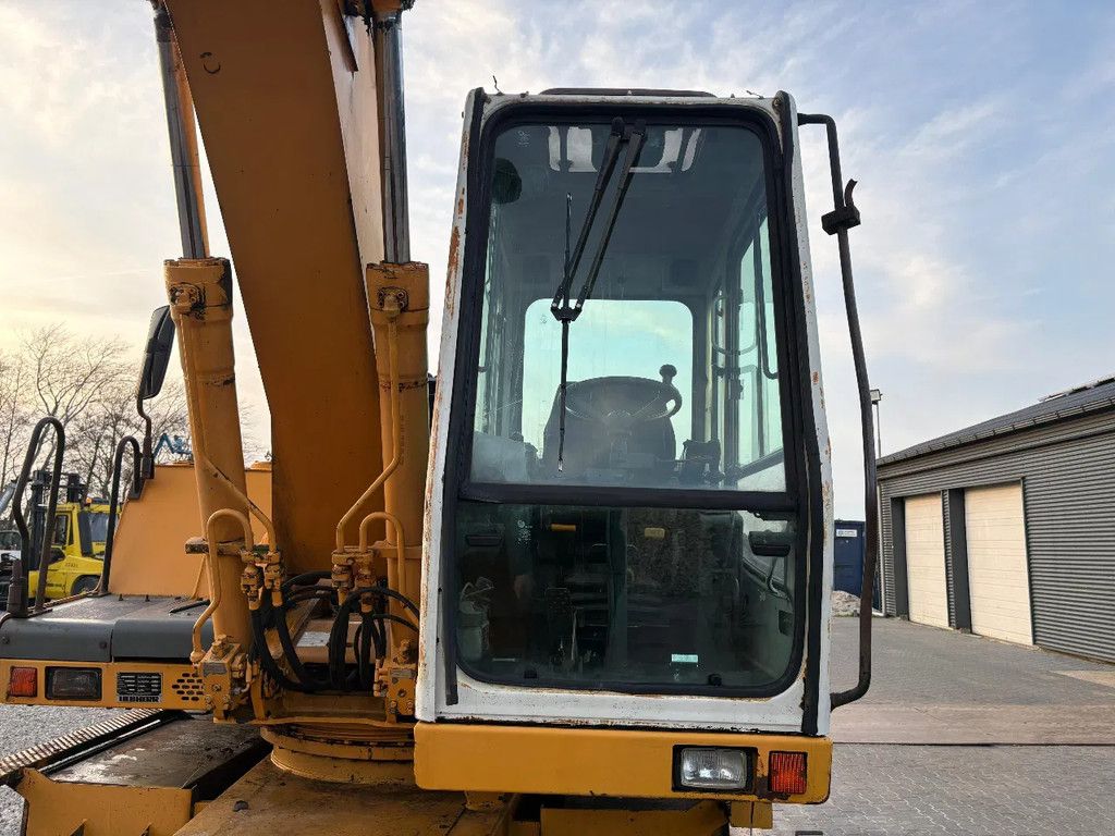 Liebherr A900 litronic