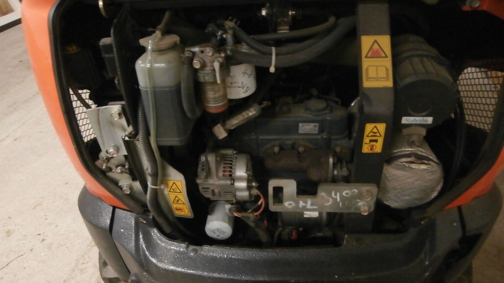 Kubota 19-4 3712 uur €15750,00