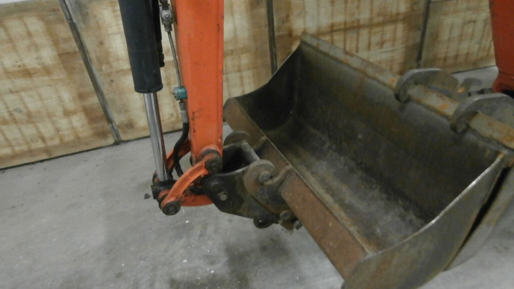 Kubota 19-4 3712 uur €15750,00