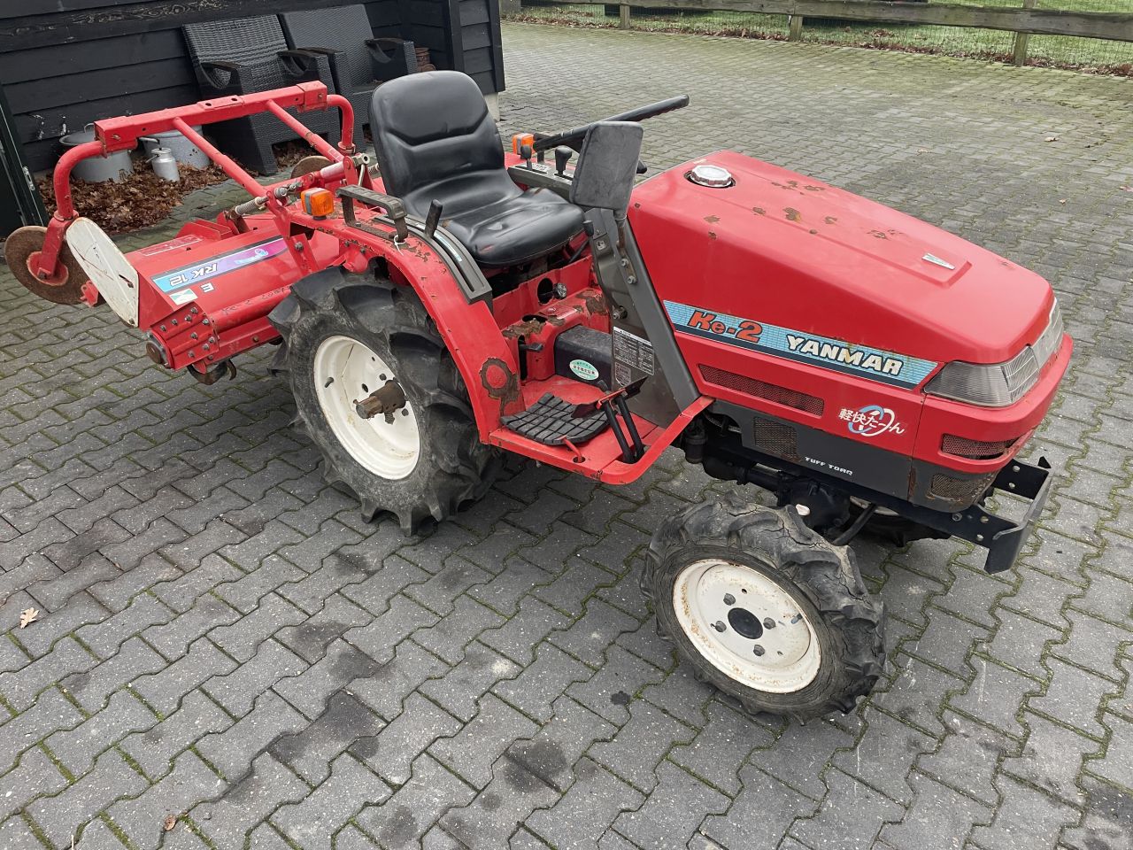 Te koop: minitractoren van 15 tot 30 PK, inclusief grondfrees