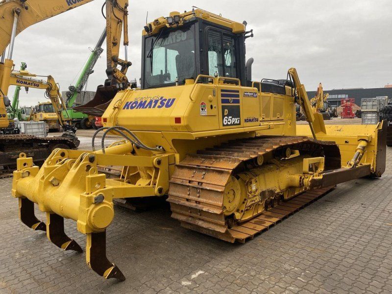 Komatsu D65PXI-18EO