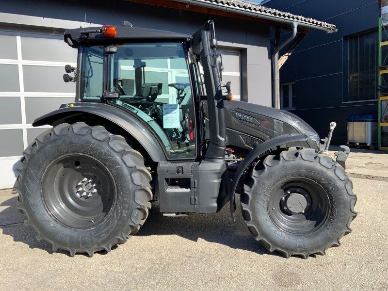 Valtra G135 VERSU