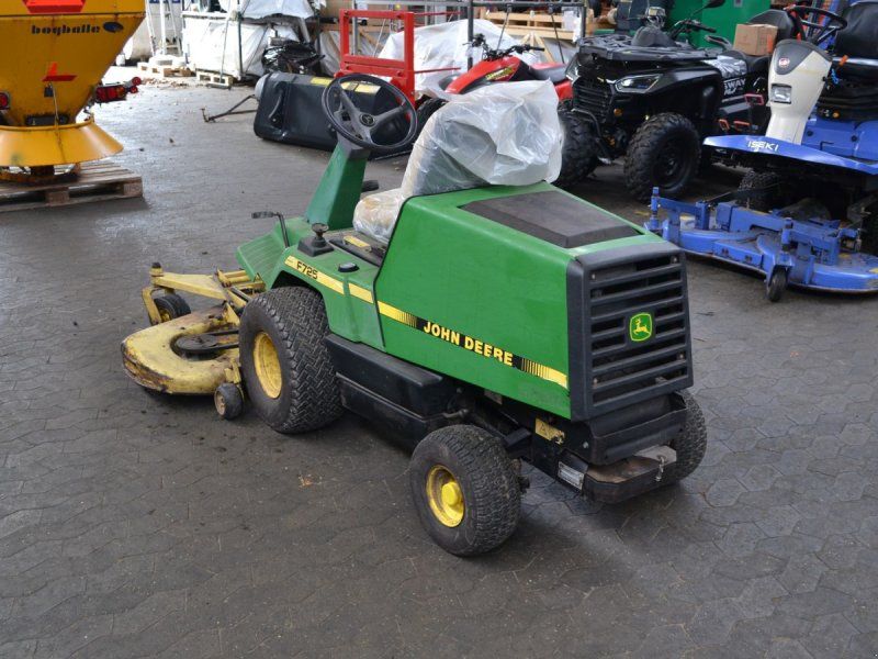 John Deere F725 Benzin