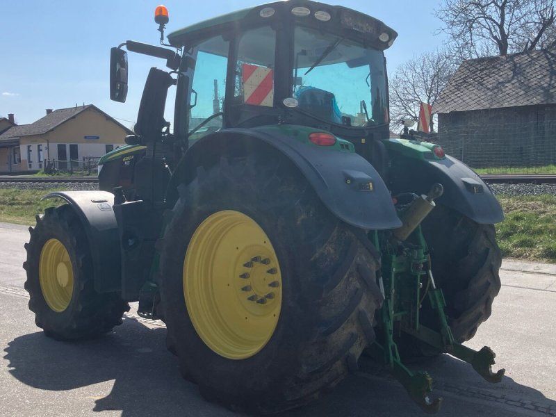 John Deere 6250R