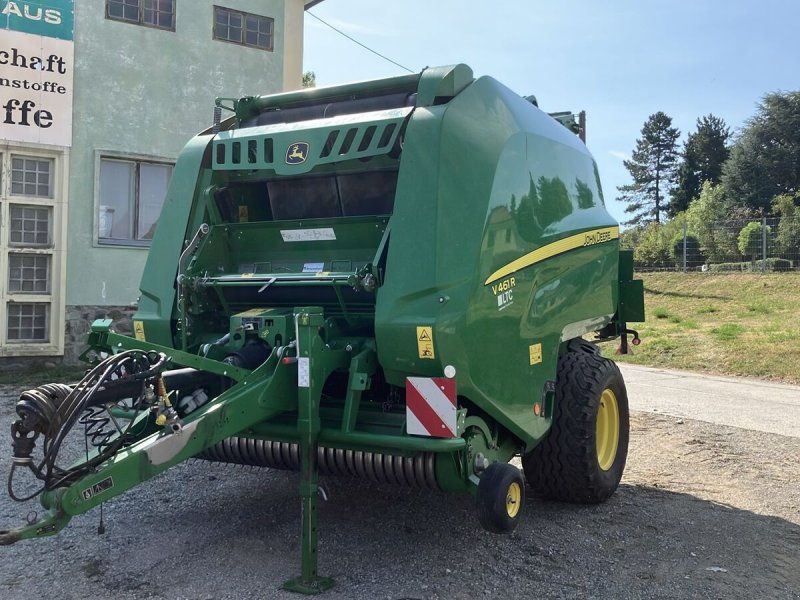 John Deere V461R