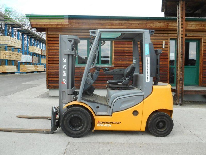 Jungheinrich dfg425s triplex 4,4m + ss + 4. kreis