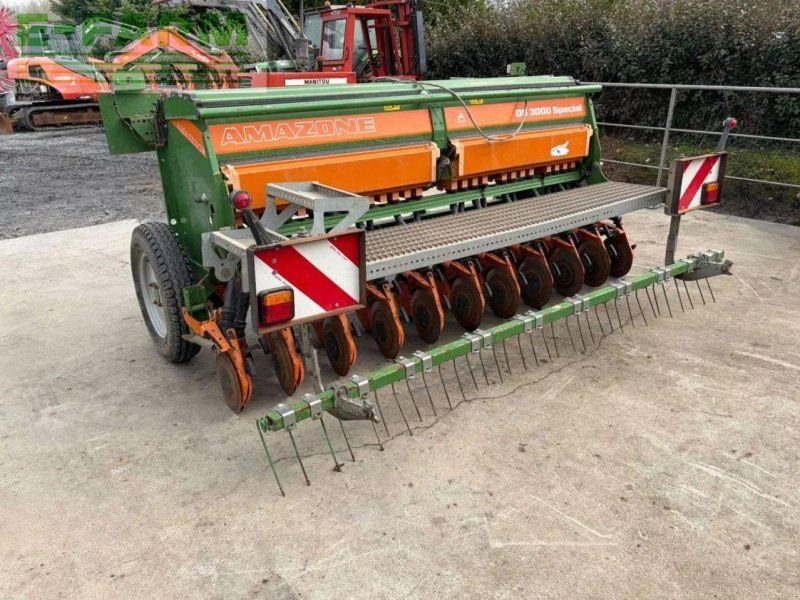 Amazone semoir à grains d9 3000 sp